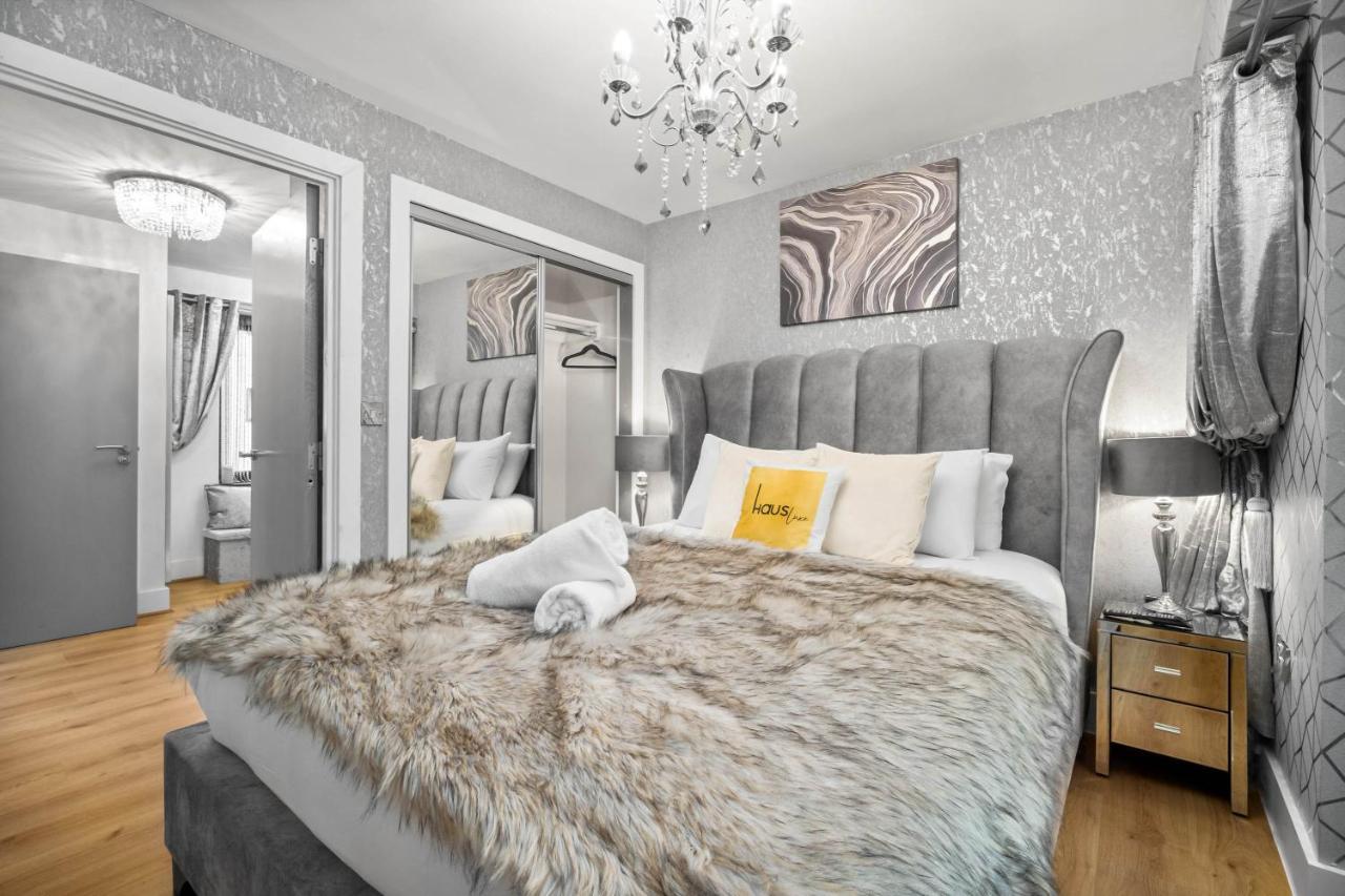 Luxury City Centre Apartment - Parking - Smart Tv - Wifi - Intercom Birmingham Esterno foto